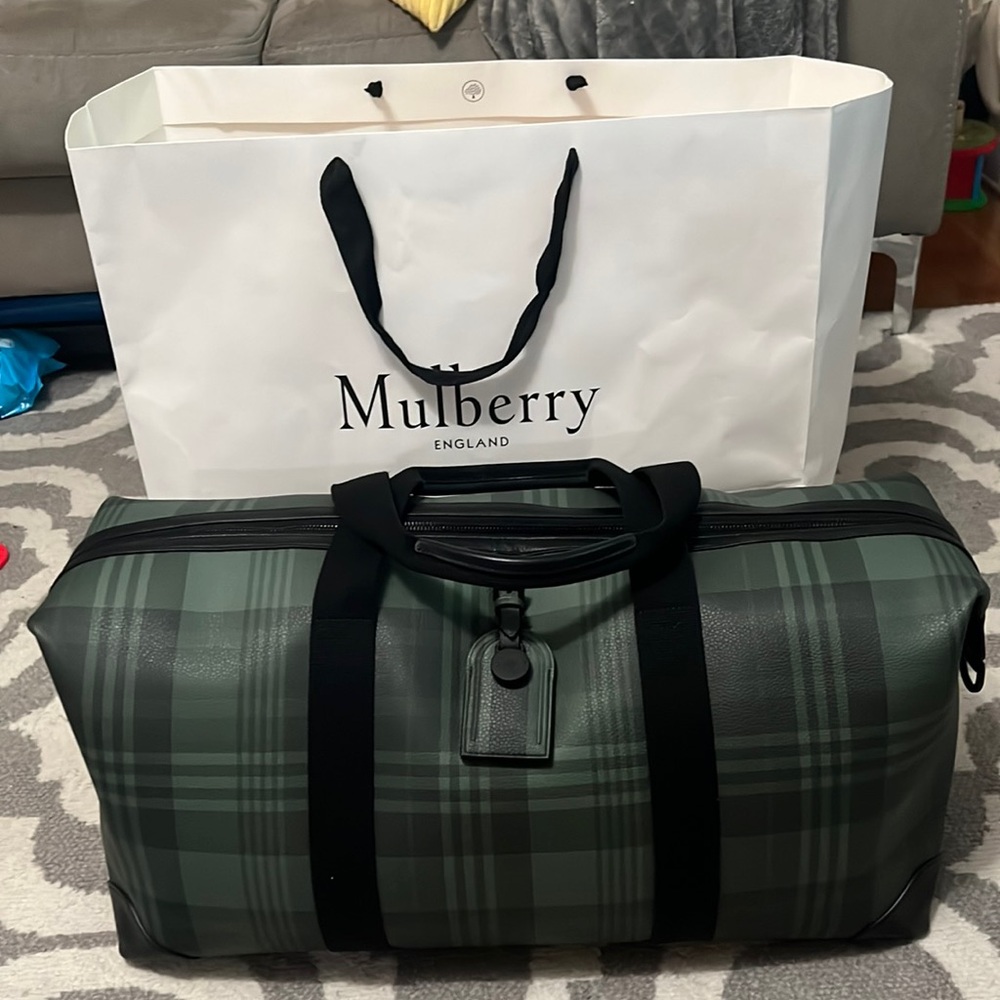 Mulberry Medium Clipper Check Faux Scotch Grain Duffle Bag in Mulberry Green